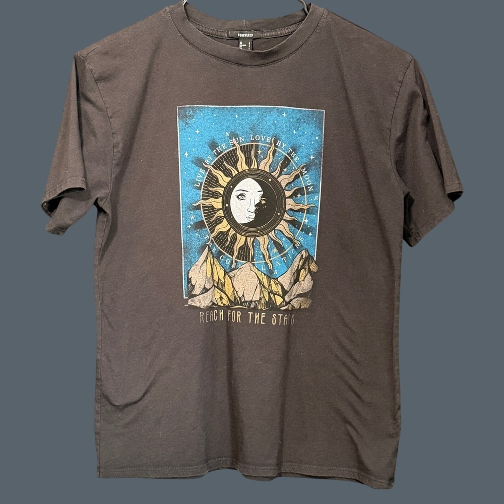 Forever 21 Large Celestial Sun Moon Graphic Tee Charcoal Astrology Shirt